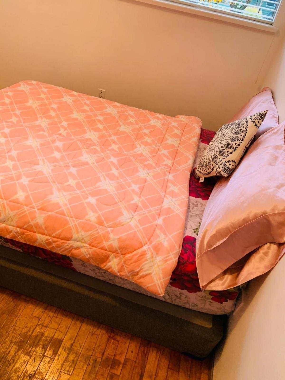 Cosy Romantic Stay In Surrey- Walking Distance From Guildford Town Centre المظهر الخارجي الصورة