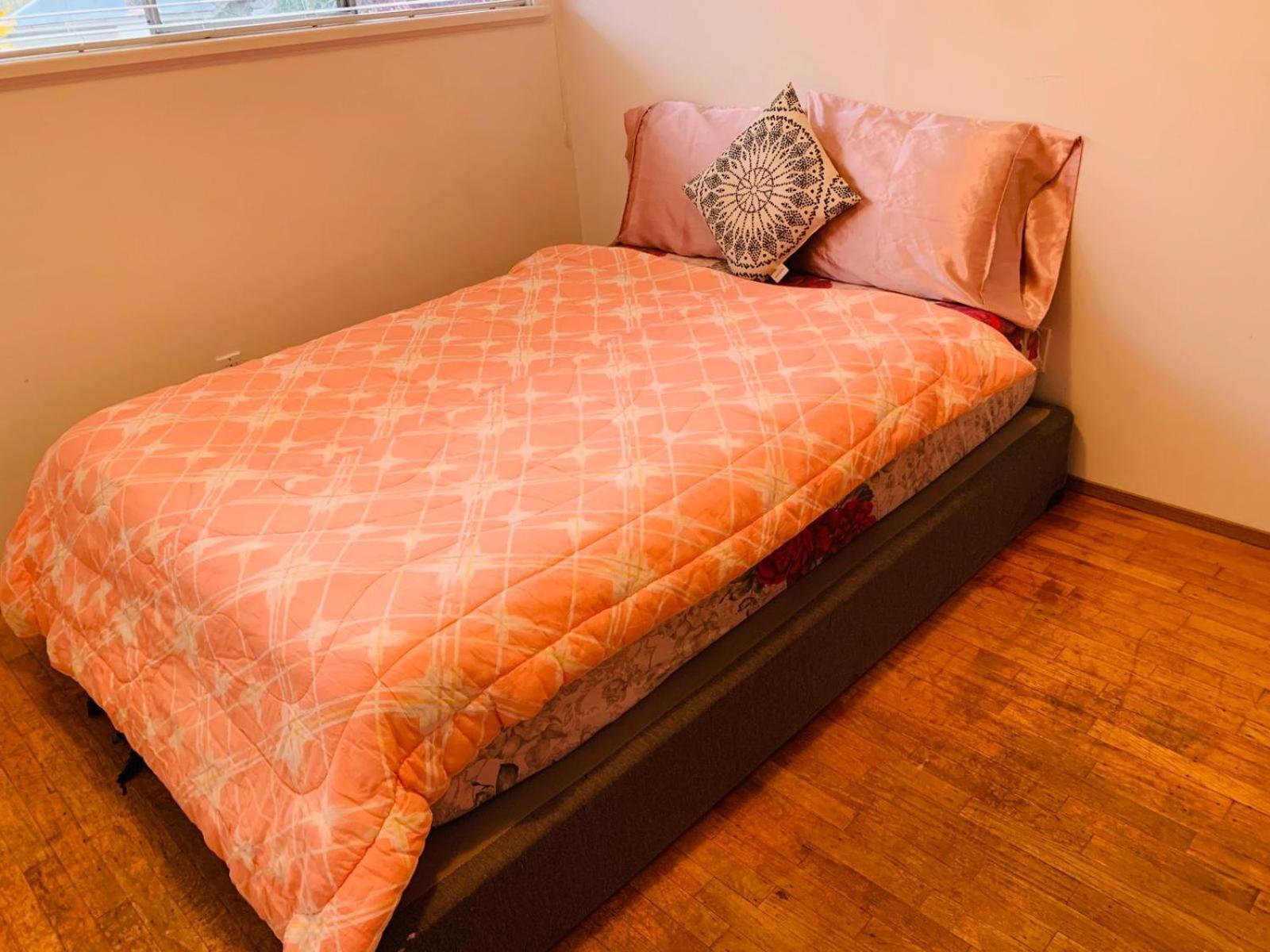 Cosy Romantic Stay In Surrey- Walking Distance From Guildford Town Centre المظهر الخارجي الصورة
